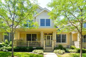 210 Pine Hollow