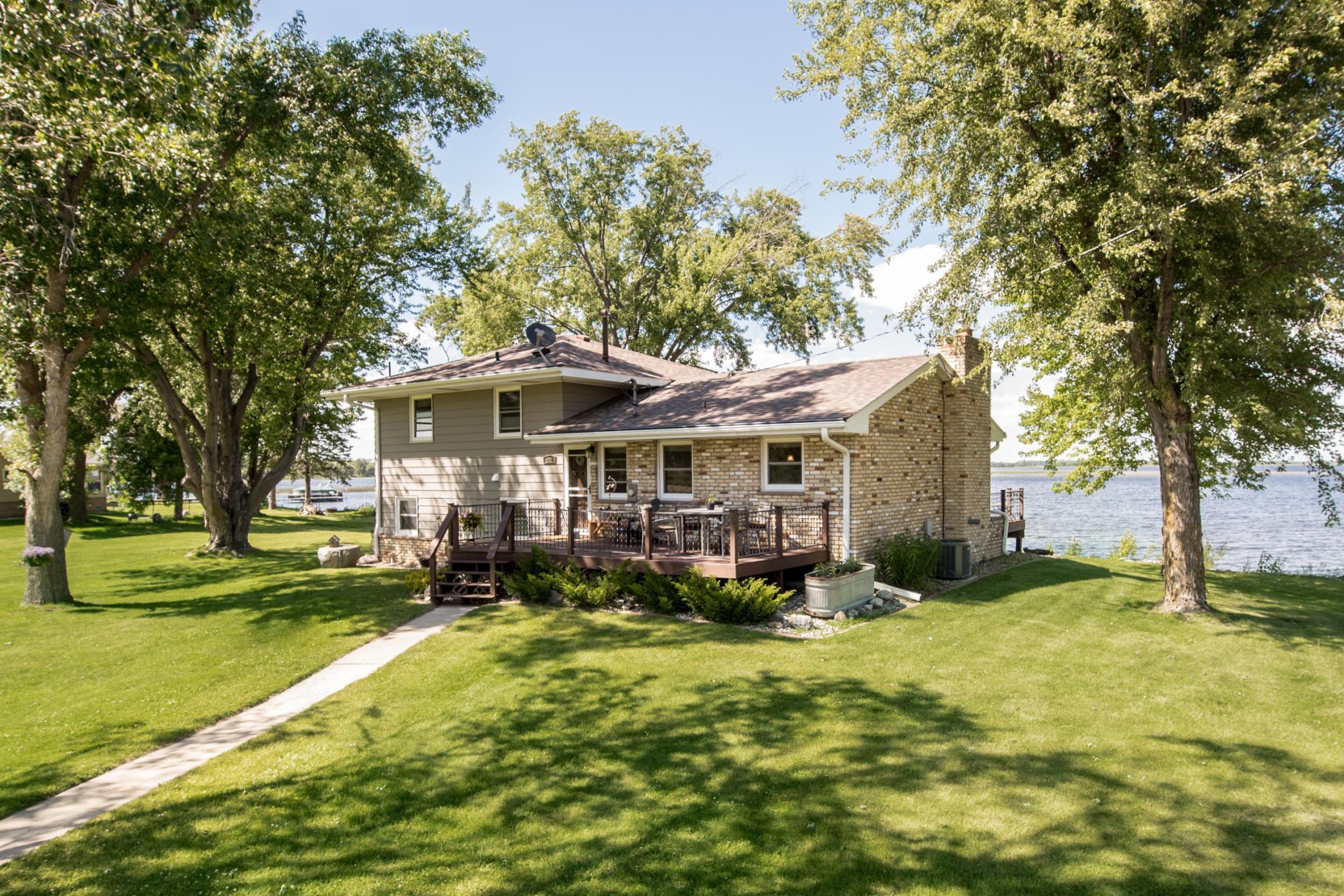 202 King Street W, Osakis, MN lhrmls02197205