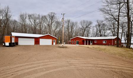 1511 Woodland Circle