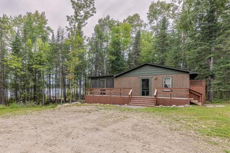 50306 Jack the Horse Lake Resort