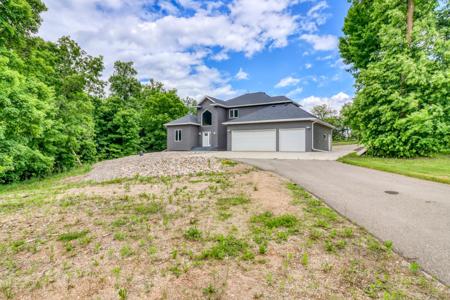 11999 Lake Maud Trail