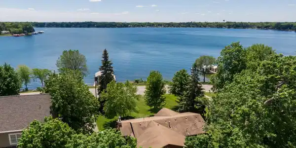 3444 Northshore