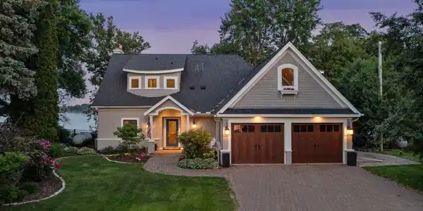 3407 Kings Point