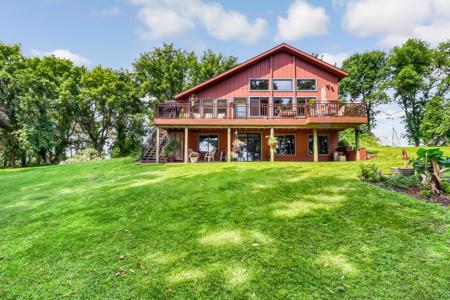 42176 Engstrom Beach