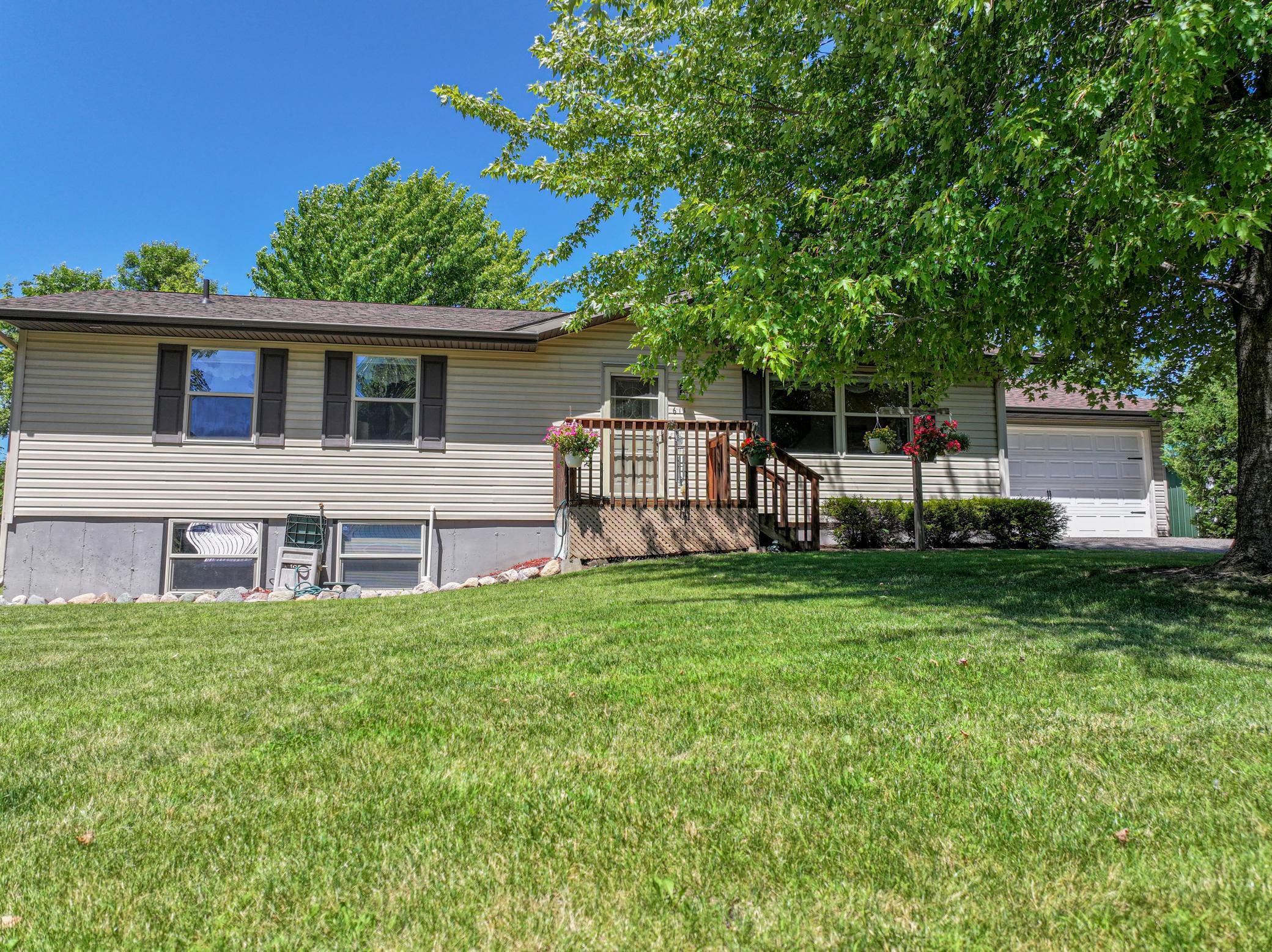 Image 1 Image 1