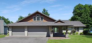 47834 Edgewater Circle