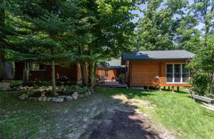1718 Woodtick Trail NW