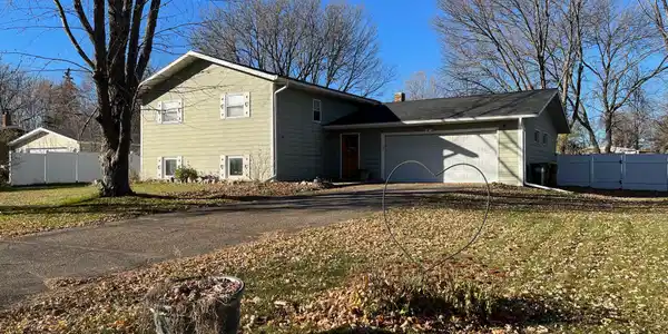 168 Lakeview