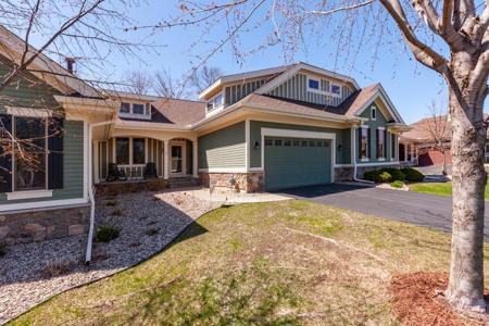 4037 Heritage SE