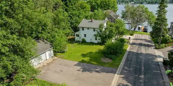 1575 Finch Lane Lane