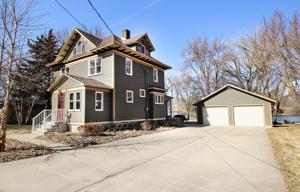 203 Riverside Avenue NW