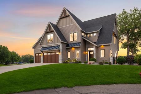 3877 Island View Circle NW