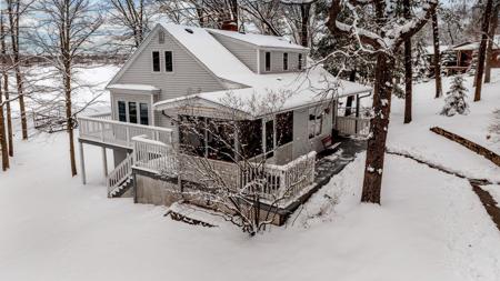 15307 Pine Shores Road