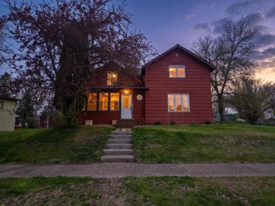 1120 Foster Street