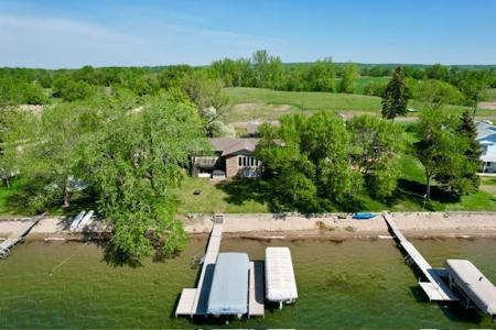 21048 Hazelwood Trail