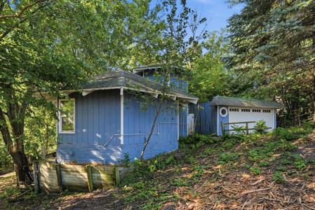 21455 Finley Circle
