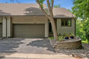 8489 Rice Lake