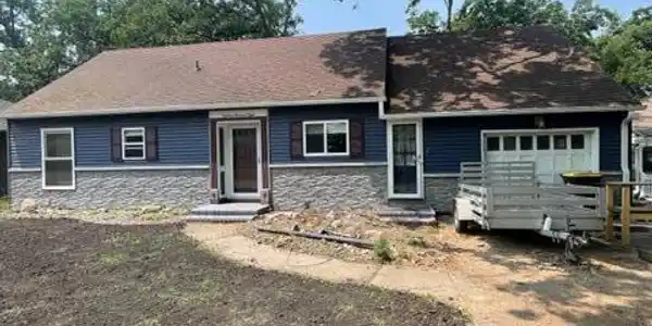 1808 Oakwood