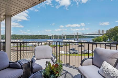 6201 Saint Croix Trail N