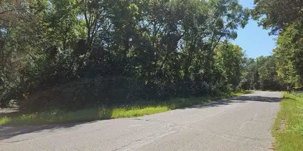 - Long Lake Road