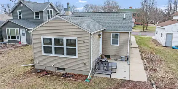 1127 N Main Street