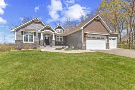 2653 Constance Boulevard NE