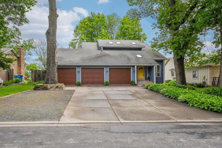 1407 Bay Point Drive SE
