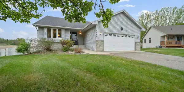 3592 County Road 82 NW