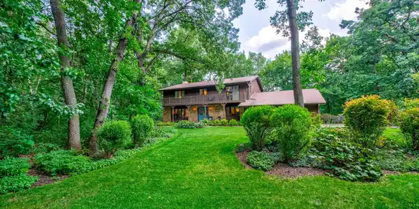 44 S Deep Lake Road