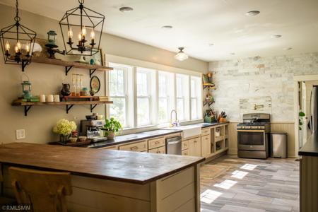 1015 Olive Street W
