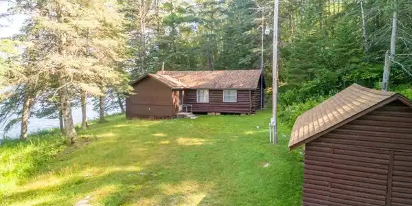 49692 Horseshoe Lake Road
