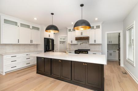 5112 Woodland Road