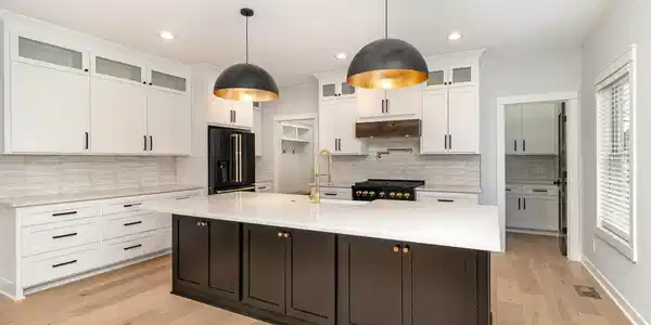 5112 Woodland Road