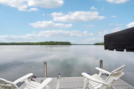 1310 Deer Lake Park