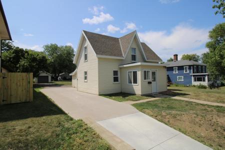 214 Maple