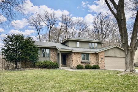 9130 Flyway Circle