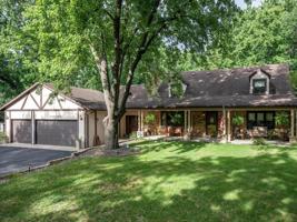 7500 Knollwood