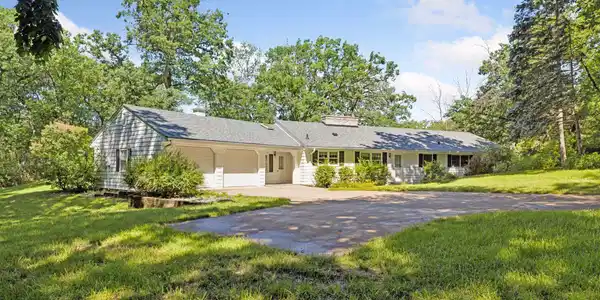 33 Eagle Ridge Road