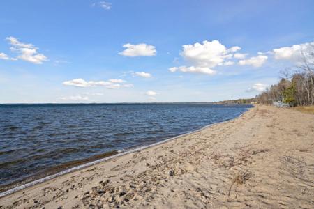 12553 N Pelican Lane