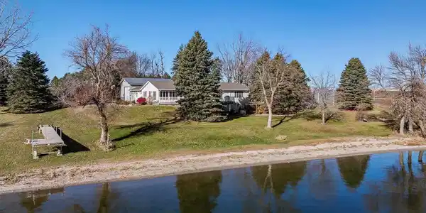 2424 County Road 101