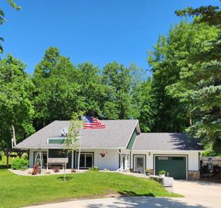1456 Carlson Beach Road NW