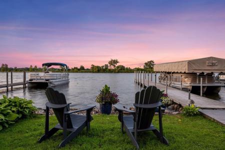 2819 Mckenzie Point Road