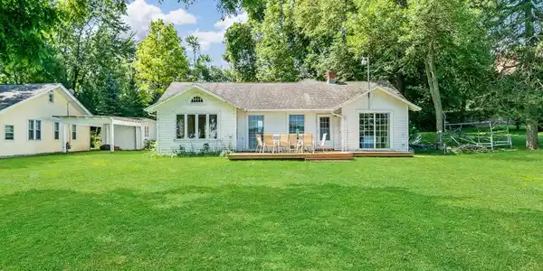 4118 Hillside Lane