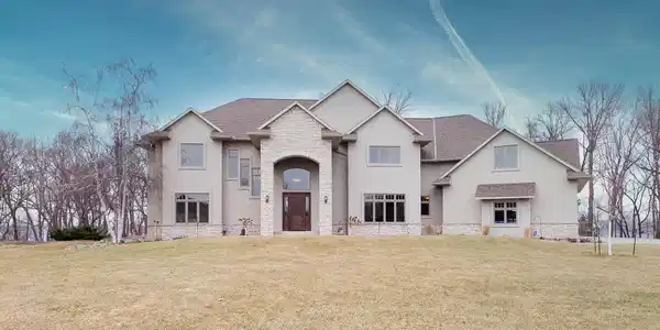 118 East Bay Drive