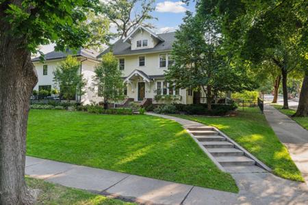 1402 W Minnehaha Parkway