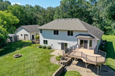25647 Gustavus Court