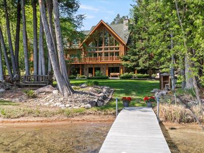 3912 E Del Ray Trail NE