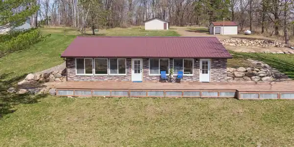 1553 Hollow Drive