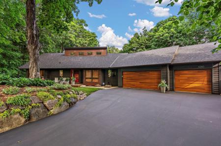 4280 Stonebridge Circle