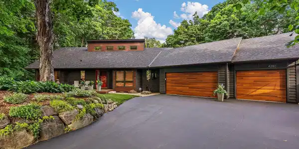 4280 Stonebridge Circle